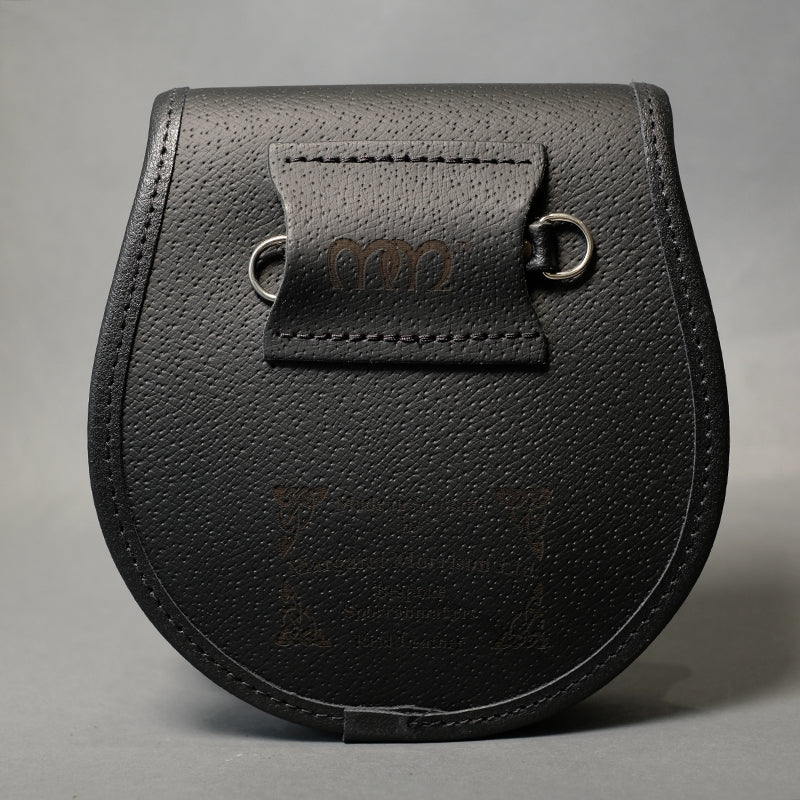 Black Embossed Leather Day Sporran with Celtic Pattern - Image 3