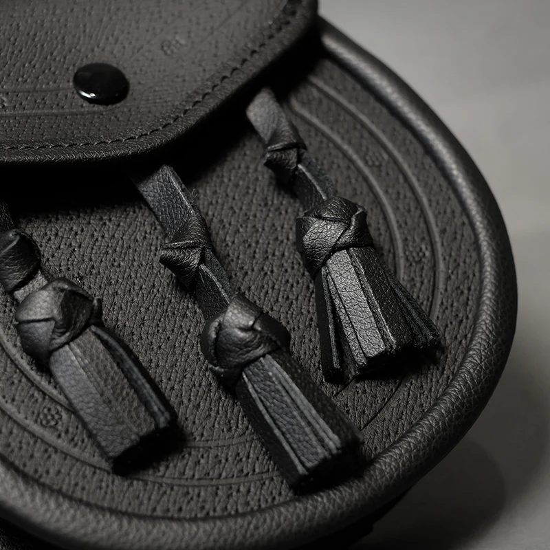Black Leather Day Sporran with Embossing - Image 2