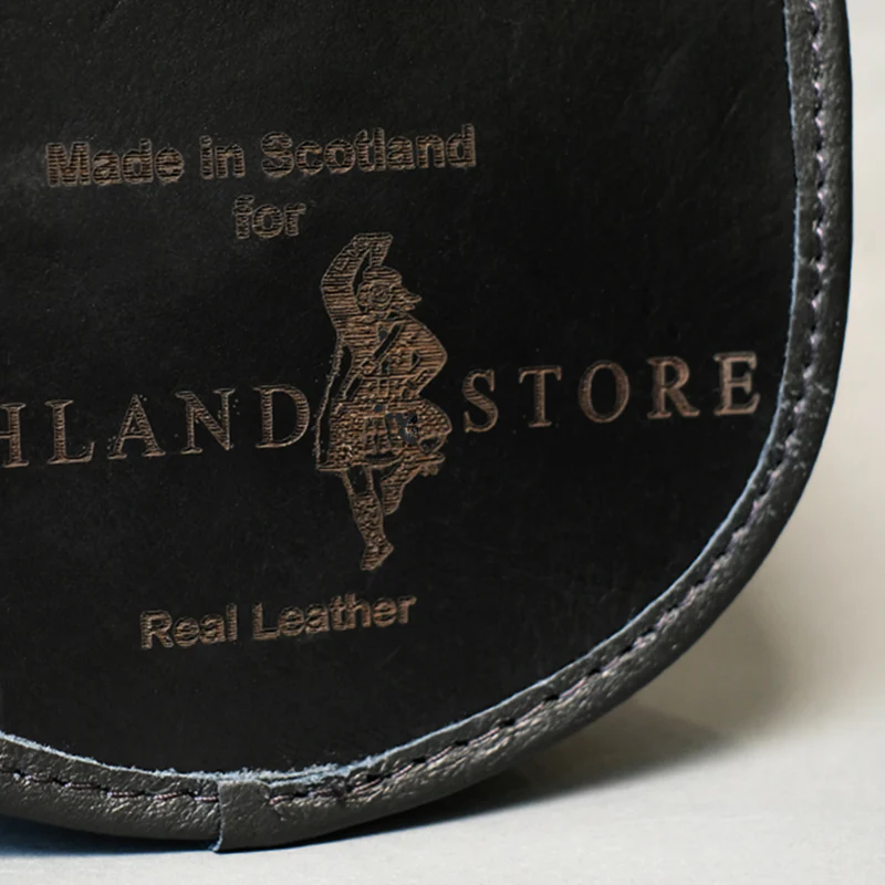 Black Leather Hunting Sporran with Black Rabbit Fur - Image 4