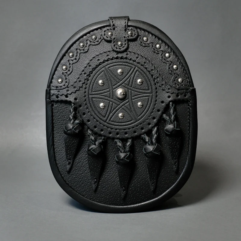 Black Leather Hunting Sporran with Celtic Embossing