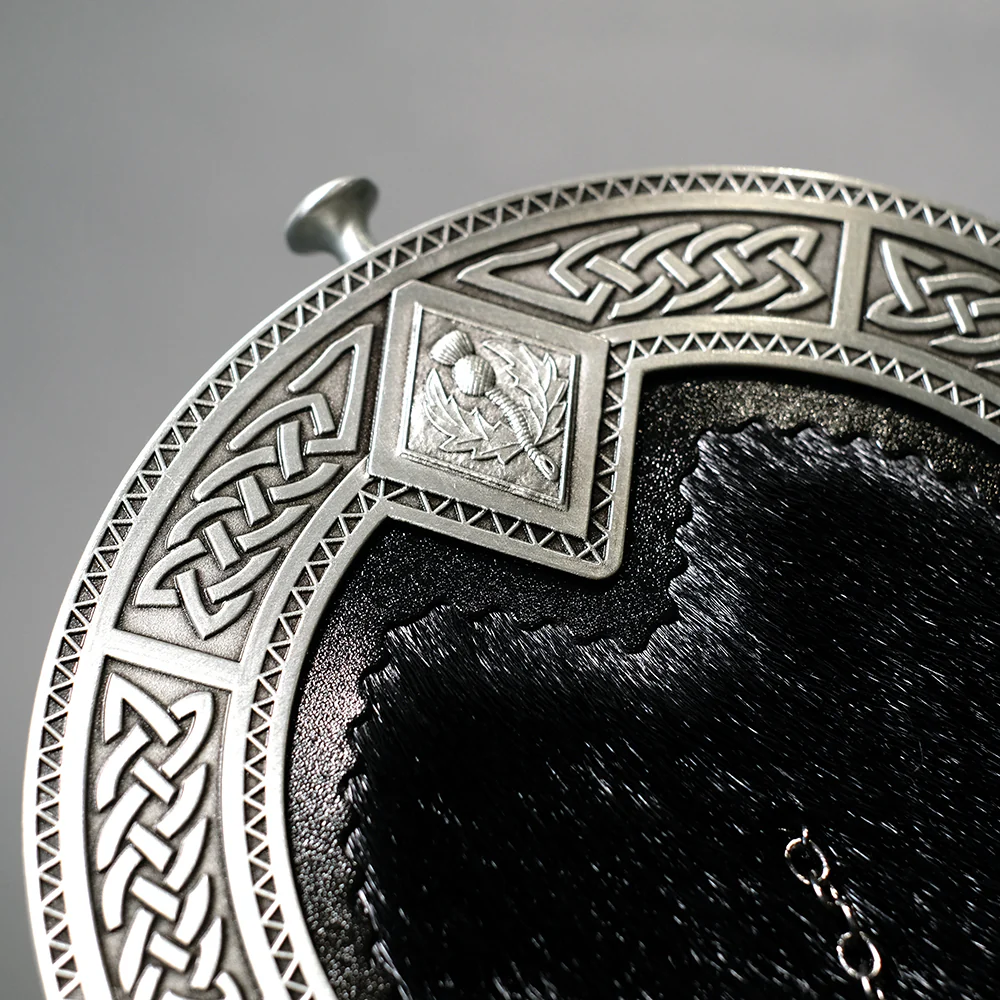 Black Seal Dress Sporran with Antique Diamond Thistle Cantle - Image 2
