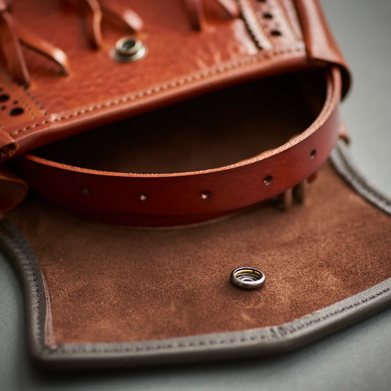 Hand Dyed Tan Leather Day Sporran - Image 8