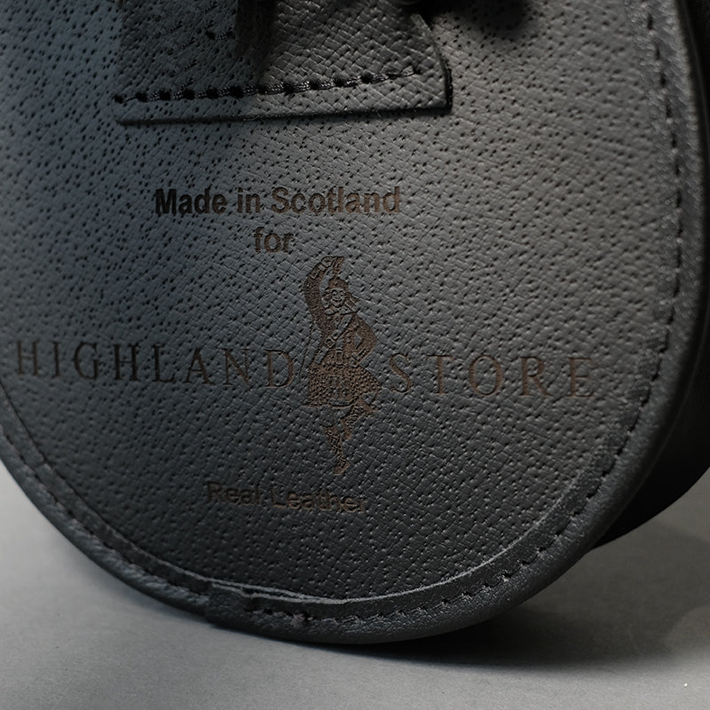 Plain Black Leather Day Sporran with Knotted Tassels - Image 3