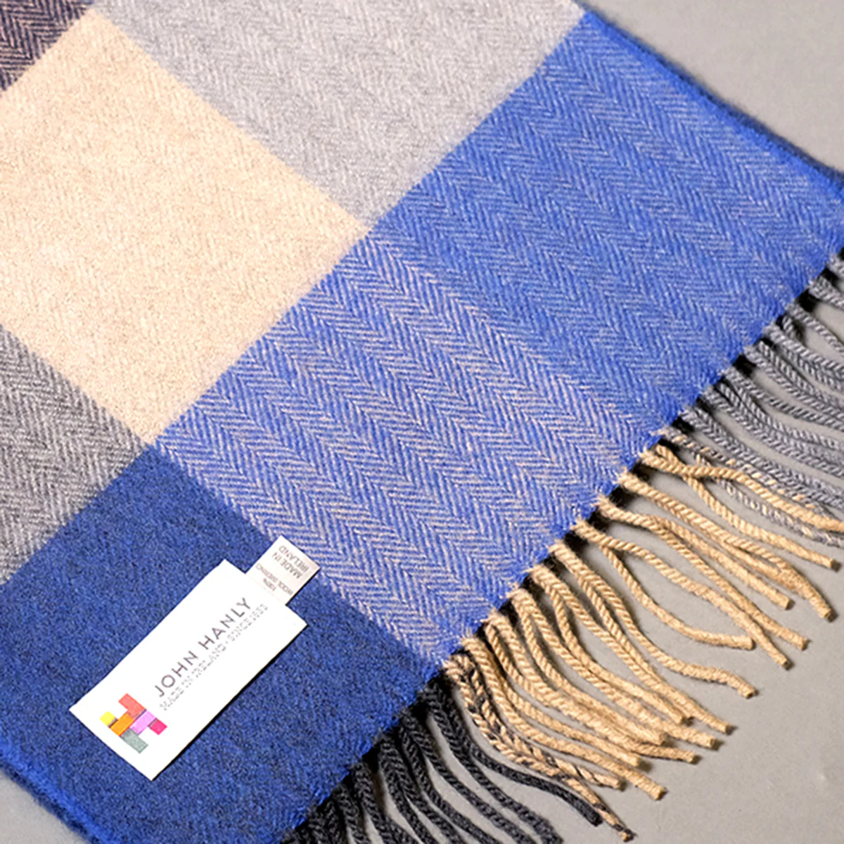 Pure merino wool scarf in blue and beige block check - Image 2