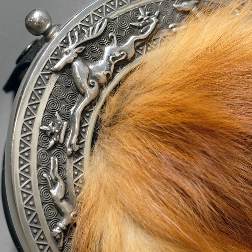 Red Fox Fur Dress Sporran With “Stag and Hounds” Cantle - Image 3