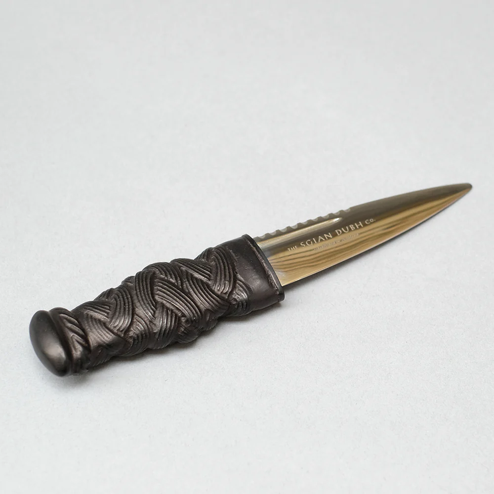 Sgian Dubh with Black Resin Knotted Handle - Image 4