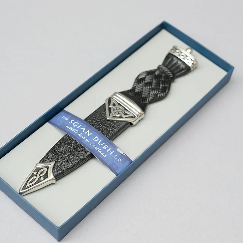 Sgian Dubh with Pewter Celtic Detail - Image 4