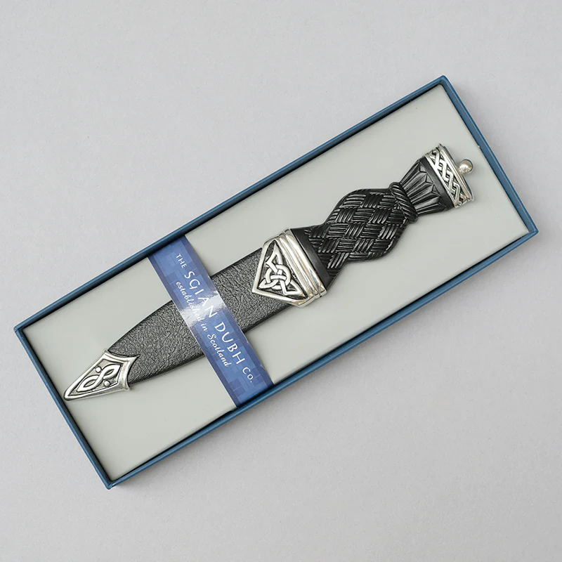 Sgian Dubh with Pewter Celtic Detail - Image 5