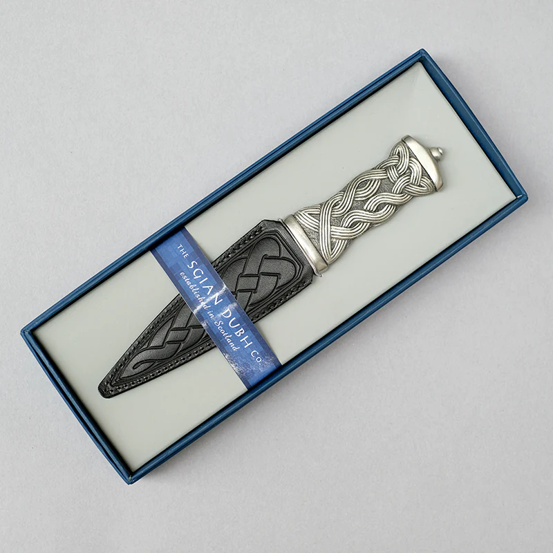 Dress Sgian Dubh with Pewter Celtic Design Handle - Image 4
