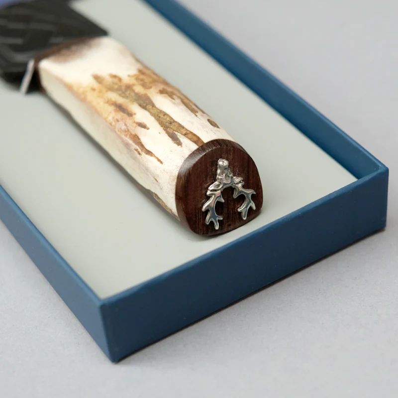 Sgian Dubh with Stag horn Handle finished with Stag head mount - Image 5