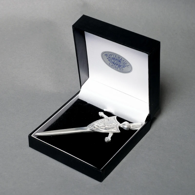 Thistle Shield Pewter Kilt Pin - Image 2